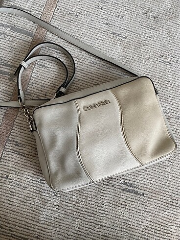 Calvin Klein çanta