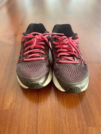 36 Beden Nike spor ayakkabı