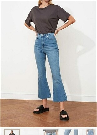 Trendyol Milla Crop flare jeans