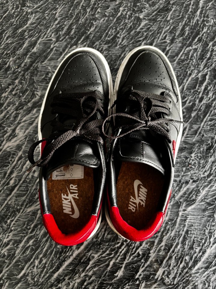 Kırmızı Detaylı Kadın Spor Ayakkabı - Görsel 3