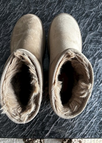 Bej Süet Kürklü Kadın Dolgu Topuk Bot - Görsel 4