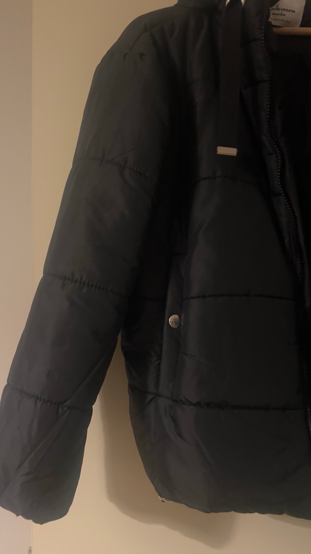 Siyah Fermuarlı Kadın Mont - Görsel 3