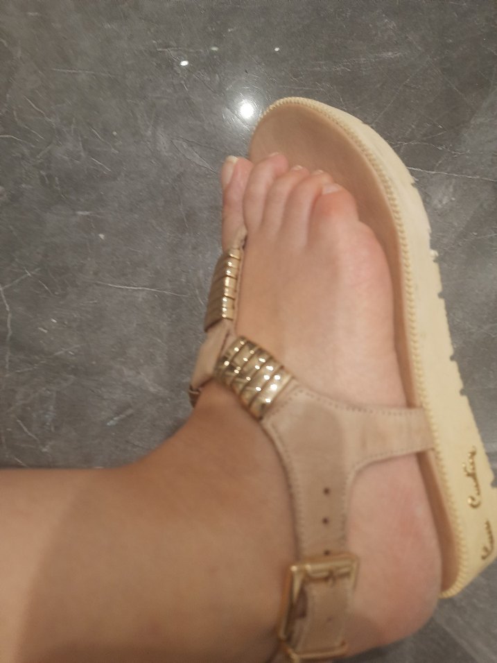 Bej Yılan Desenli Topuklu Kadın Sandalet - Görsel 2