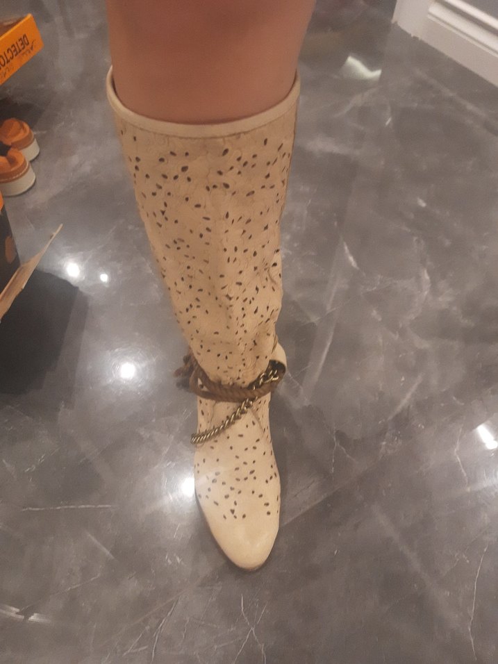 Bohem Tarz Bej Leopar Desenli Süet Çizme - Görsel 2