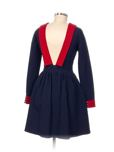 universal Beden Vintage Love Kısa Elbise %70 İndirimli.