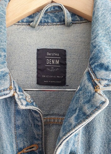 BERSHKA KOT CEKET