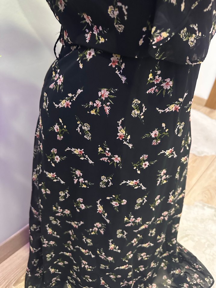 Siyah Çiçek Desenli Uzun V Yakalı Bohem Elbise - Görsel 4