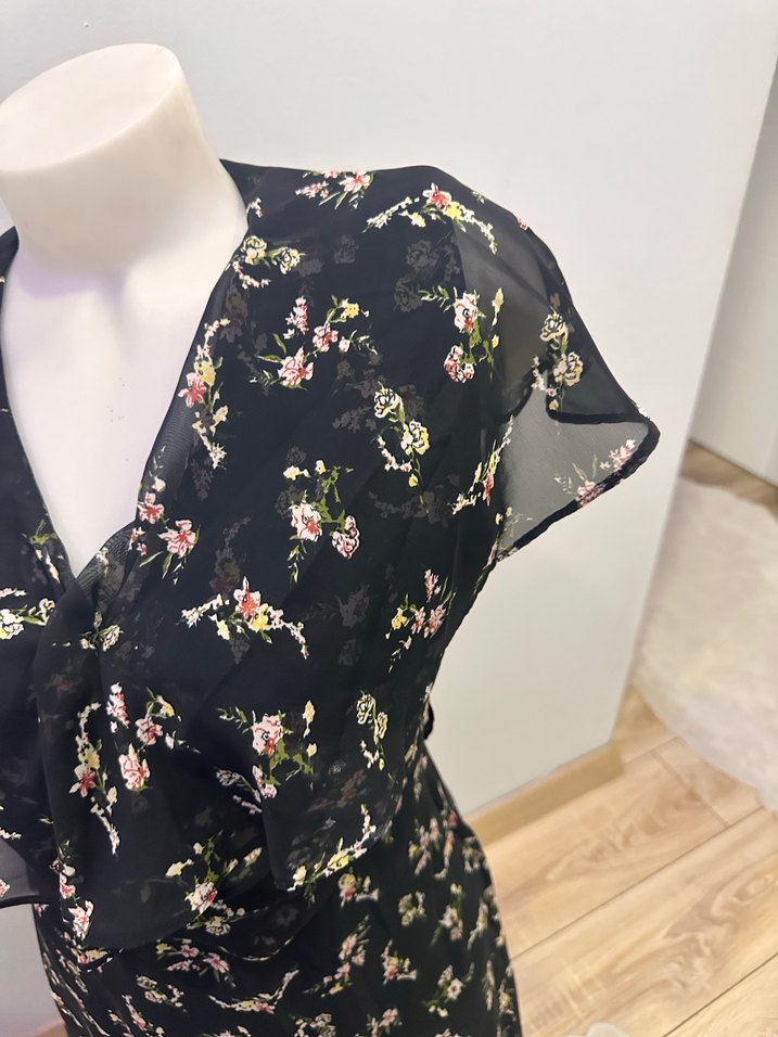 Siyah Çiçek Desenli Uzun V Yakalı Bohem Elbise - Görsel 2