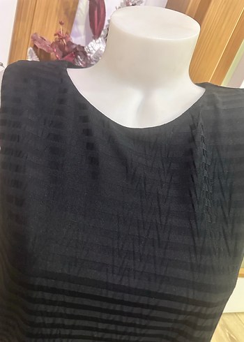 Siyah Pilili Kolsuz Kadın Bluz - Görsel 2