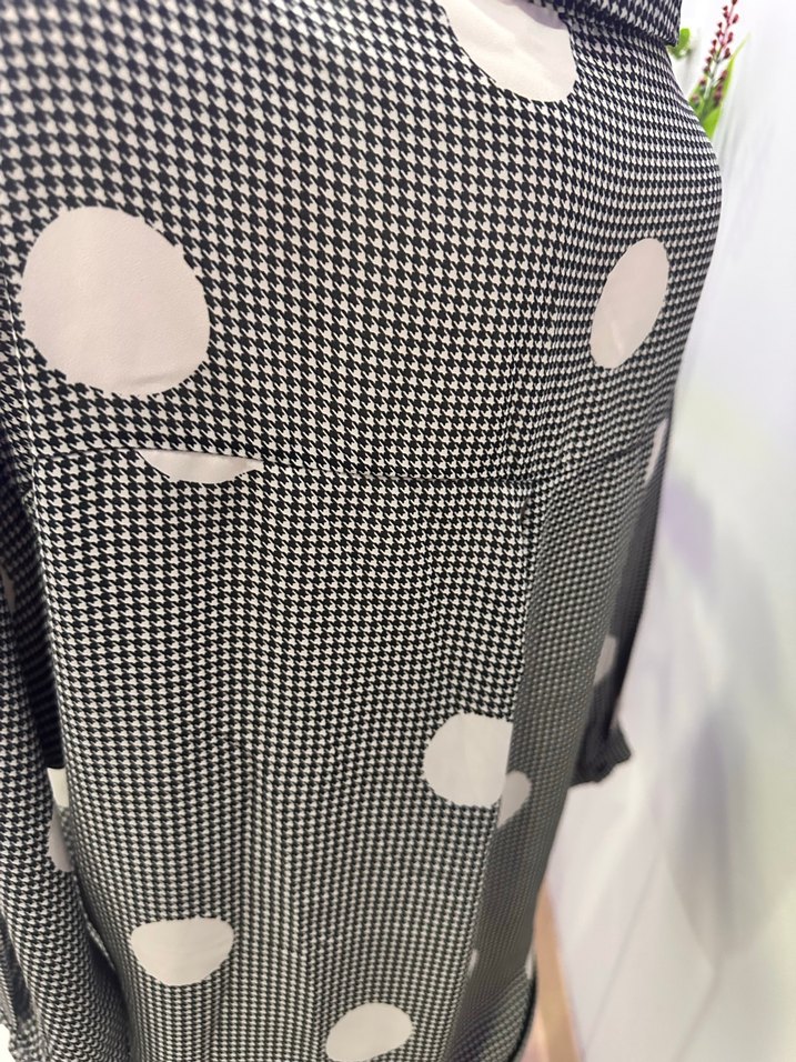 Gri Puantiyeli Uzun Kollu Kadın Gömlek - Görsel 3