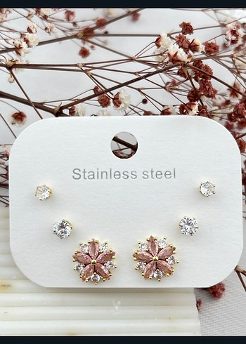 Altın Renkli Mini Kelebek Küpeler - Görsel 8