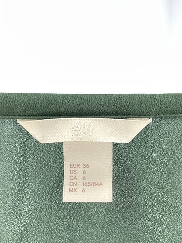 36 Beden çeşitli Renk H&M Kısa Elbise %70 İndirimli.