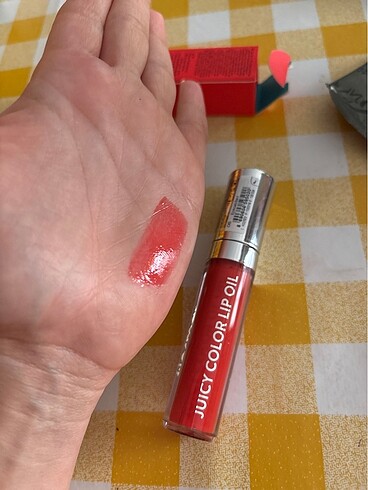  Beden Flormar lip oil