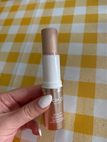 Kiko Kiko milano aydınlatıcı