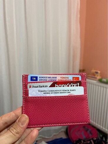 Pembe kartlık