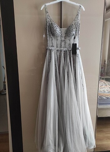 xs Beden Gri taşlı abiye transparan balenli