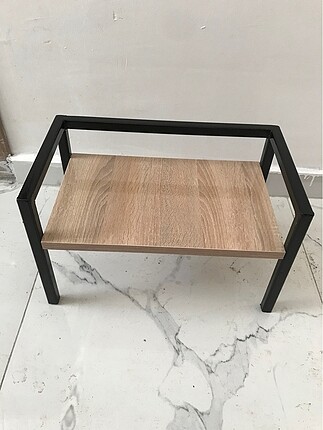 Beden Metal çerçeveli dekoratif raf