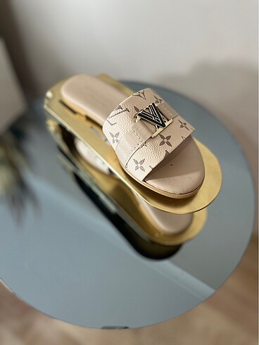 36 Beden Louis Vuitton Terlik