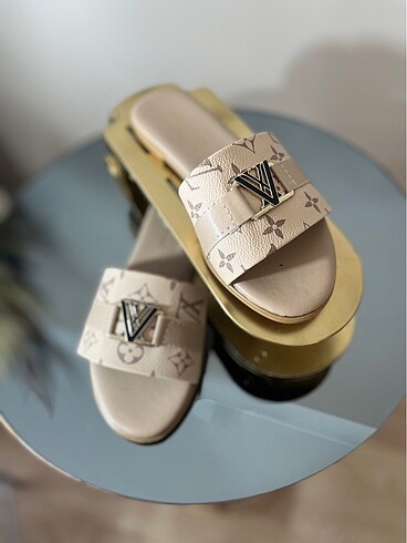 Louis Vuitton Terlik