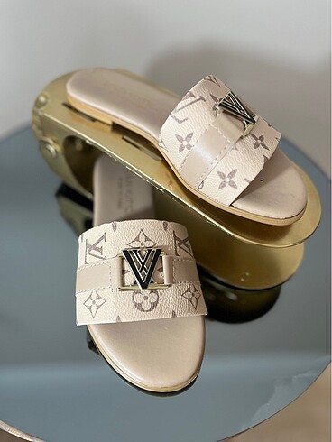 39 Beden Louis Vuitton Terlik