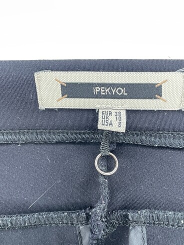 38 Beden siyah Renk ipekyol Kumaş Pantolon %70 İndirimli.