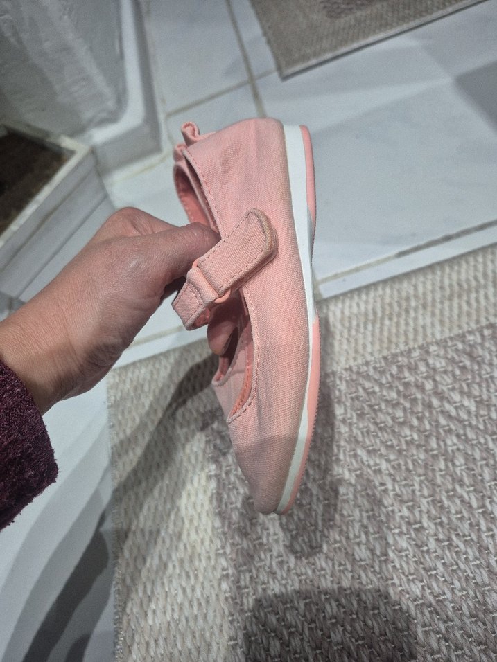 Kız Çocuk Pembe Lastikli Babet Ayakkabı - Görsel 3