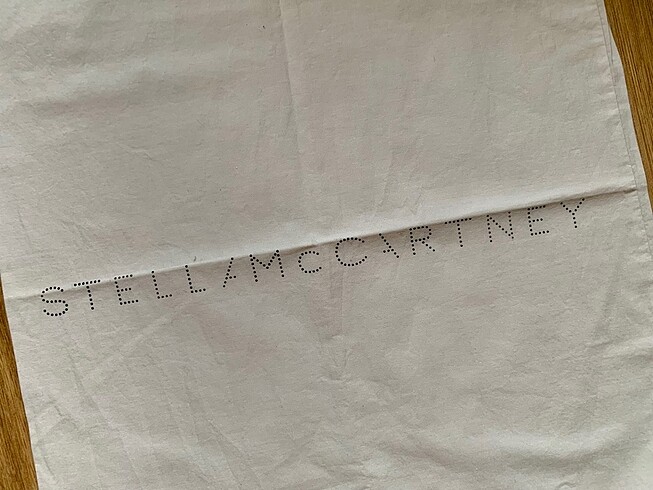Stella Mc Cartney giysi, çanta kesesi