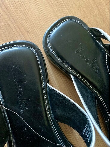 37 Beden Terlik Clarks Parmak arası No 37