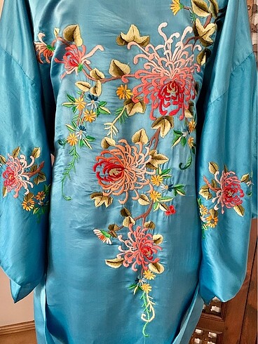 Kimono. / sabahlık sanat eseri gibi