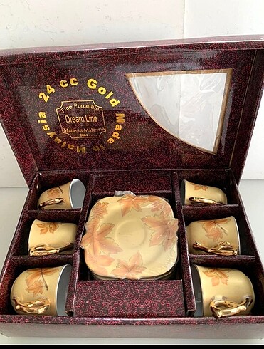 Fincan takımı 24cc gold işlemeli yeni