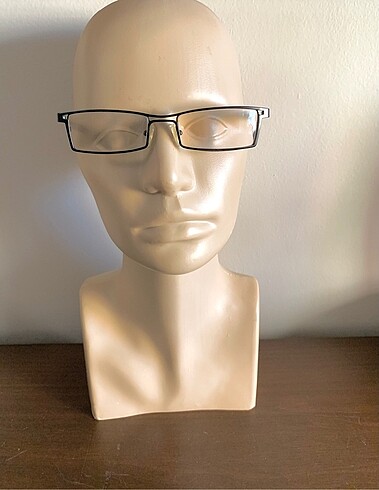 Beden Optik gözlük. Metal çerçeve