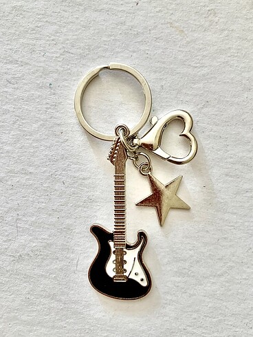  Beden Renk Gitar Anahtarlık. Unisex yeni