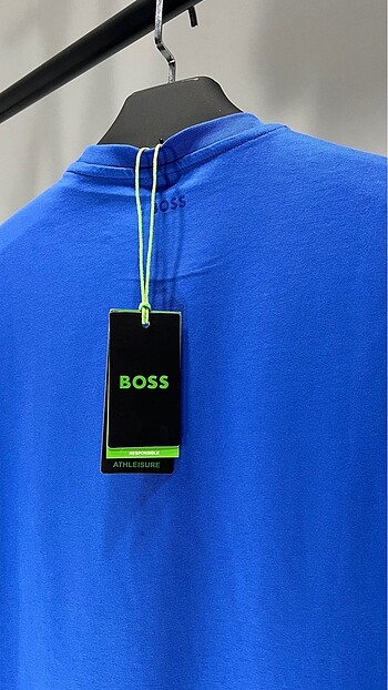 m Beden mavi Renk Boss baskılı S/M/L/XXL BEDEN MEVCUT