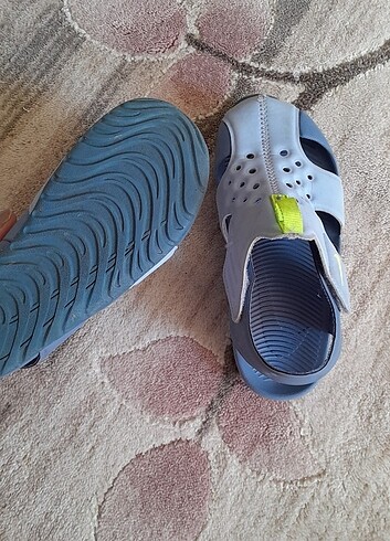 31 Beden mavi Renk Nike erkek çocuk sandalet