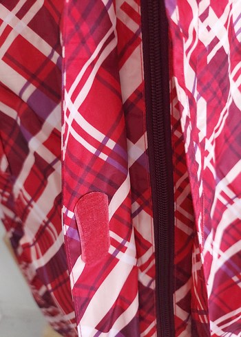 Pembe Yağmurluk - Görsel 4