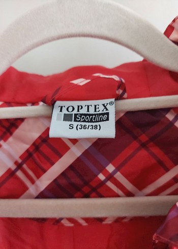 Pembe Yağmurluk - Görsel 2