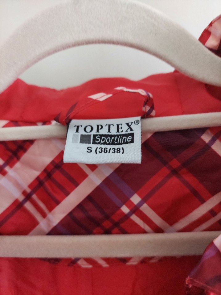 Pembe Yağmurluk - Görsel 2