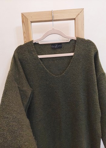 Kadın Yeşil V Yaka Örgü Yün Kazak - Görsel 3