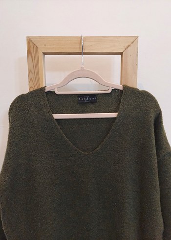 Kadın Yeşil V Yaka Örgü Yün Kazak - Görsel 5