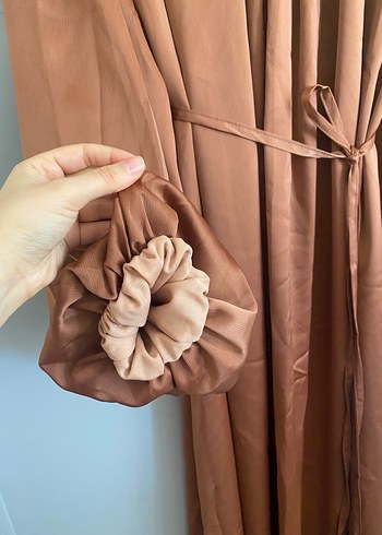 Bej Uzun Kollu Drapeli Kadın Elbise - Görsel 4