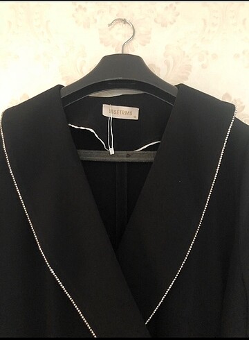 Seçil Setrems abaya