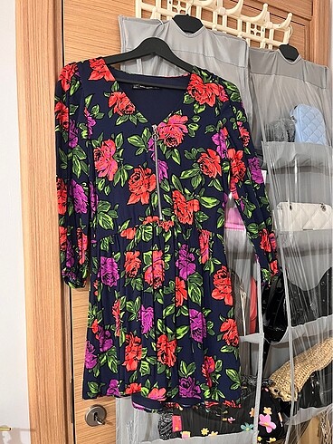 Zara çiçekli elbise