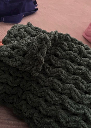 Zara Puffy ip Örgü atkı