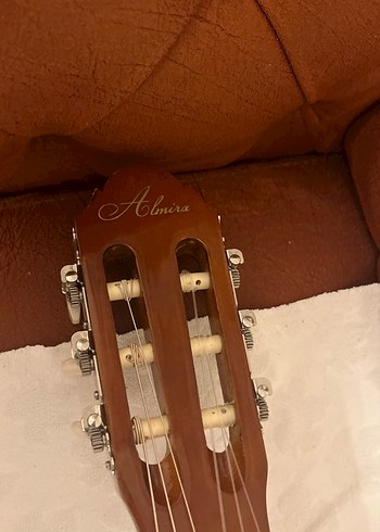Almira kalite sertifikalı Gitar + Müzik Kitabı + gitar çantası - Görsel 6