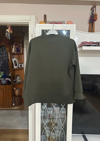 Kadın Salaş Kesim Haki Sweatshirt - Görsel 2