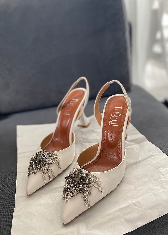 Beyaz taşlı topuklu - Görsel 3