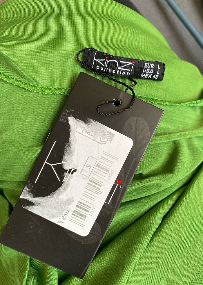 Büzgülü elbise - Görsel 3