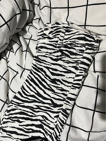 Diğer zebra desenli pantolon