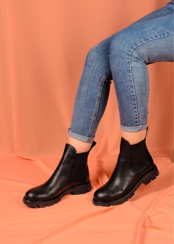 Siyah kısa bot - Görsel 2