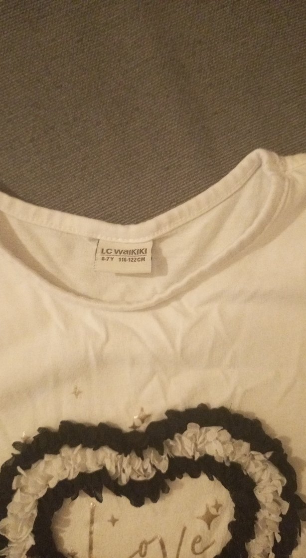 Kızlar için Beyaz Fırfırlı Kısa Kollu Tişört - Görsel 2